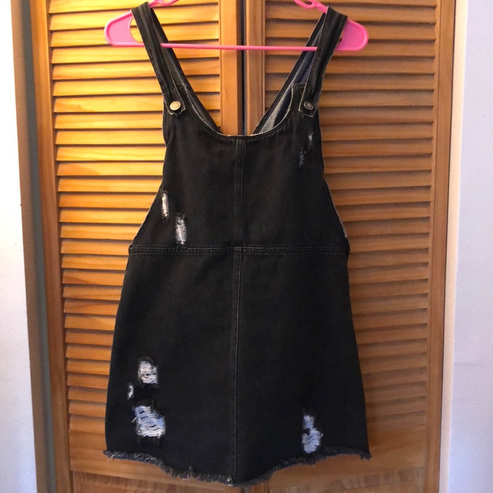 Tinsel Black Overall Skirt. Small